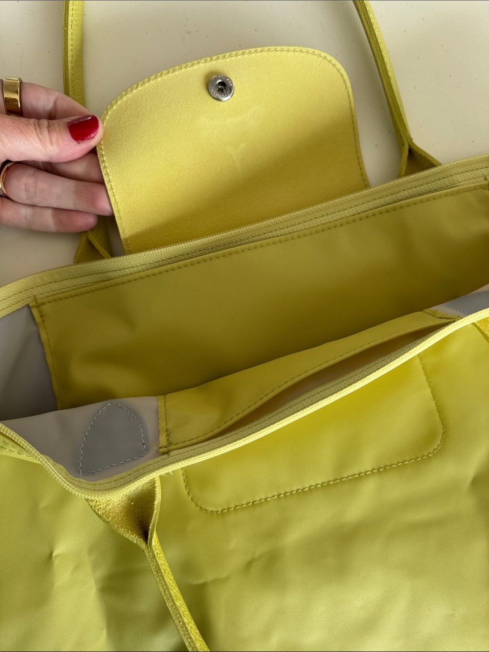 Longchamp LE PLIAGE ONE L TOTE BAG
Lime large long handle yellow green FRANCE - Picture 12 of 15